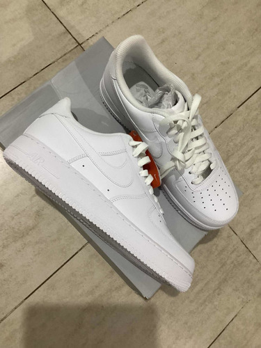 Imagen 4 de 7 de Nike Air Force 1 Blancas Originales En Caja 10.5 Us 28.5 Cm