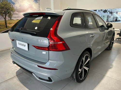 Volvo XC60 2.0 T8 Ultimate Dark Recharge (Plug-In) 5P Hibrido