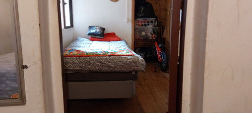 Casa 2d, 1b Con Antejardín Y Amplio Patio