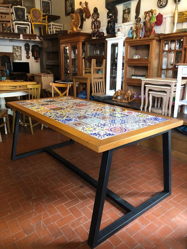 Mesa Gourmet Com Azulejos Base De Ferro
