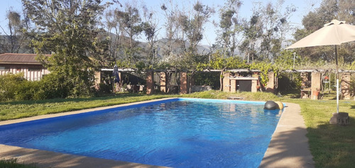 Venta De Linda Parcela, Con Excelente Conexión.