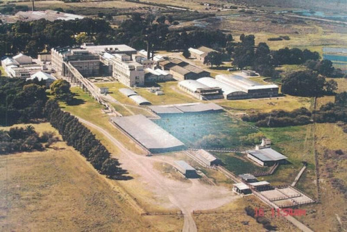 Imagen 3 de 23 de Importante Propiedad Ex Frigorifico Con Salida Al Mar