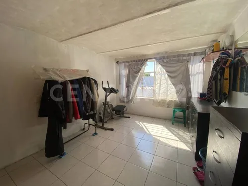 Casa En Venta Con Locales, Col. Lomas De Polanco, Guadalajara, Jalisco.