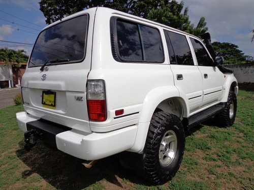 Imagen 5 de 18 de Toyota Burbuja Vx 2007 4.5l V6 4x4 Automático