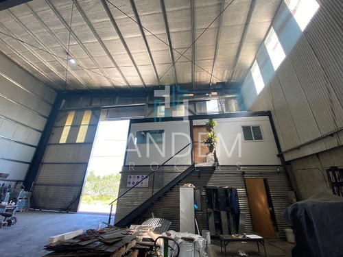 Imagen 2 de 2 de Excelente Galpón 800 M2 Planta Libre En Zona Industrial A Mts Ruta 27