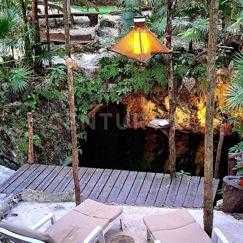 Terreno Con Villa Y Cenote En Ruta De Los Cenotes, Puerto Morelos
