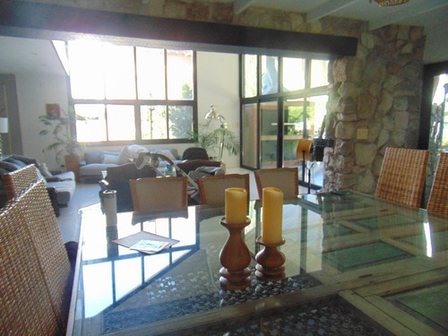 Imagen 4 de 30 de Casa En Venta B° Cerr Rey Moro. San Isidro