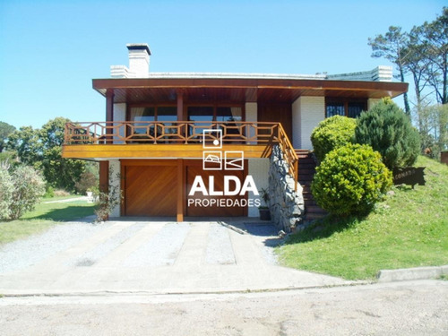 Casa Beaulieu Piriápolis 4 Dorms Alquiler Temporada Ca100518