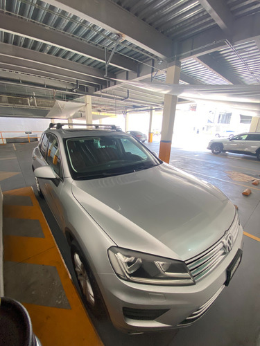 Volkswagen Touareg 3.0 V6 Tdi At