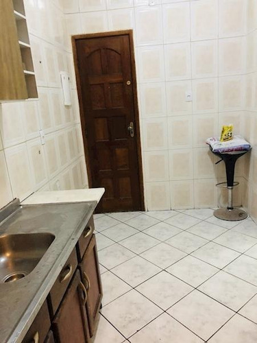 Apartamento Com 2 Quartos À Venda No Centro - Ap43961