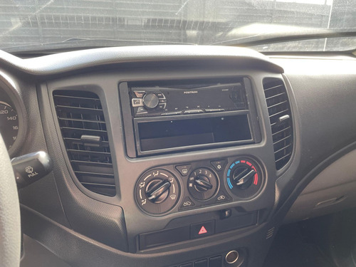 Mitsubishi L200 Triton Sport GL 4X4 2.4 16V Mivec Turbo Dies. Mec.