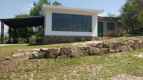 Imagen 3 de 14 de Casa De Campo Sobre Rio San Antonio, Carlos Paz, Mayu Sumaj
