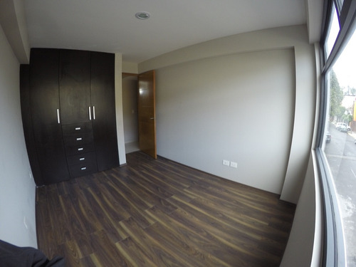 Imagen 7 de 12 de Amplio Departamento - Excelentes Condiciones