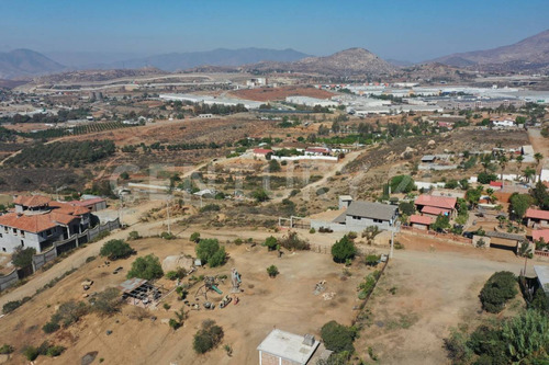 Terreno Rustico En Tecate, Misma Entrada Del Balneario Los Alisos