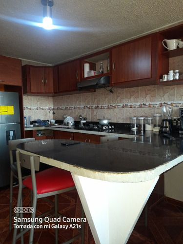 Vera Casa Inmobiliaria Vende Apartamento En Buenaventura Paraparal L/firma Gm-1