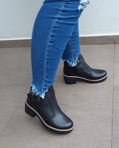 Imagem 6 de 6 de Bota Couro Legítimo Social Caramelo Cano Curto Salto Médio