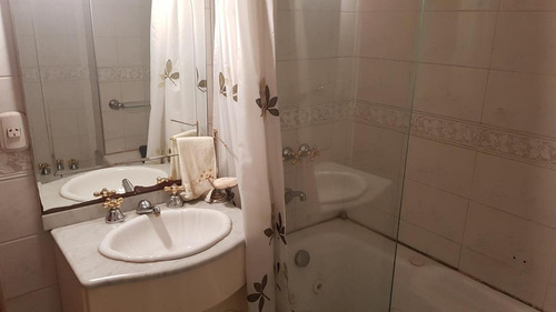 Imagen 29 de 30 de Piso Al Frente - 4 Ambientes Con 2 Cocheras Y Baulera - Patio Y Parrilla Villa Luro