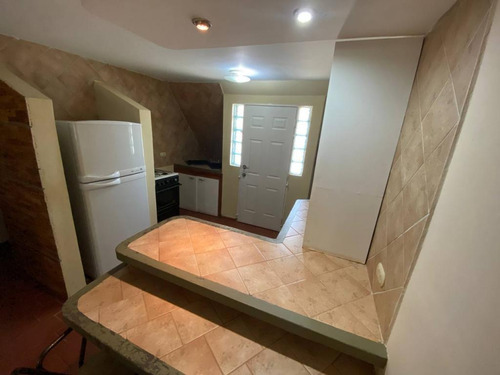 Se Vende Posada En El Sector El Tuque Con Comodas Cabañas 100% Equipado, Caney, Piscina, Bellos Jardines, A 5 Minutos Del Pueblo De Tucacas