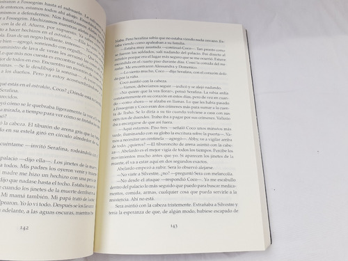 Imagen 4 de 5 de Olas Salvajes Saga Waterfire Libro Dos Jennifer Donnelly