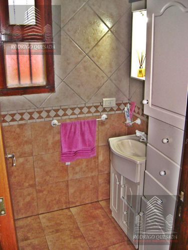 Amplia Casa Sobre Av Tucuman En San Bernardo - Permuta Por 2 Unidades!!