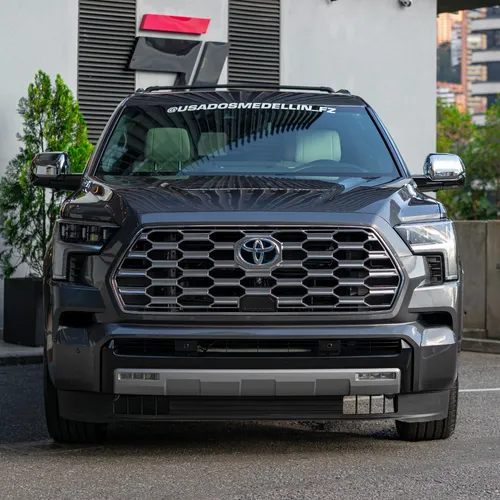 Toyota Sequoia Capstone 3.5