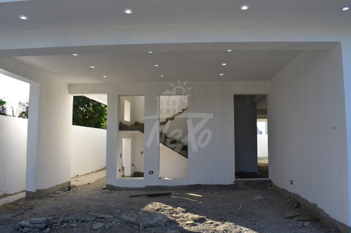 Imagen 14 de 20 de Casa Ubicada En Residencial Cerrado, Av. 27 De Febrero (jpc-219)