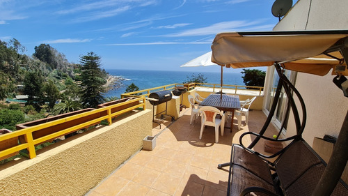 Espectacular Duplex Con Vista Al Mar En Primera Linea