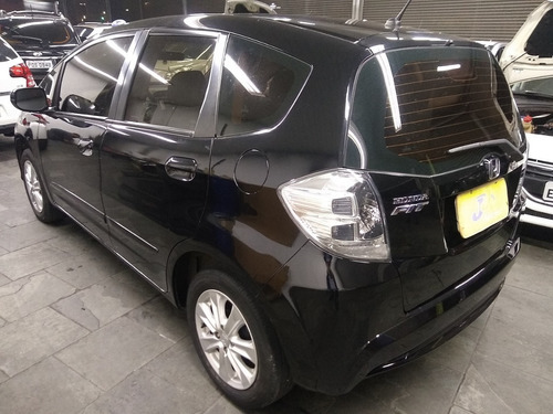 Imagem 10 de 12 de Honda Fit 1.4 Lx Flex 5p Completo Airbags E Abs 2013 Preto
