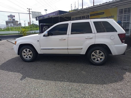 Imagen 4 de 16 de Jeep Grand Cherokee