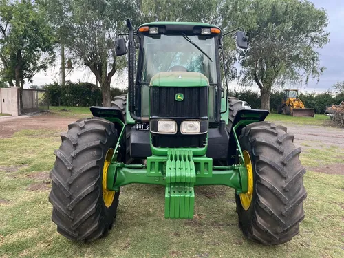 John Deere 7515 Año 2010 145 Hp