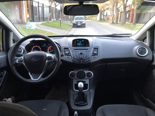Imagen 5 de 7 de Ford Fiesta Kinetic Se