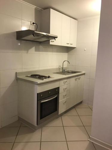 Arriendo Departamento 1d+1b Con Hermosa Vista