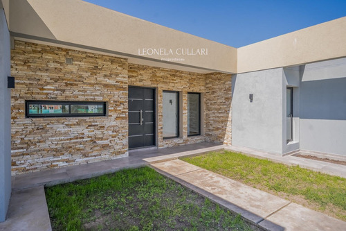 Venta - Casa - Barrio La Magdalena - Canning