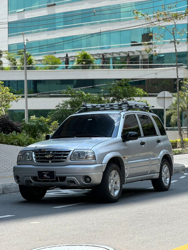 Chevrolet Grand Vitara 2.0 L