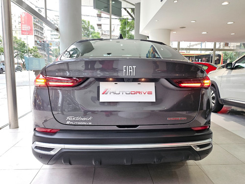 Fiat FASTBACK 1.3 T270 At6