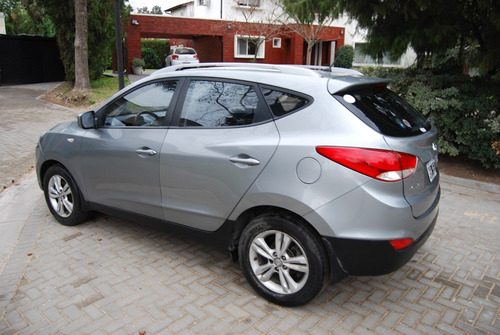 Imagen 15 de 18 de Hyundai Tucson 2.0 4x2 Gl At 2013