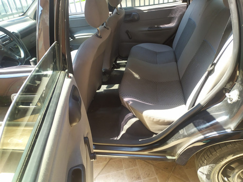 Imagem 11 de 15 de Chevrolet Classic 2010 1.0 Flex Power 4p