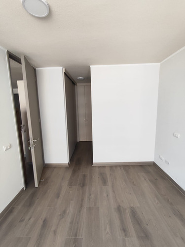 Arriendo Departamento 1 D 1 B Bod Y Terraza Semi Amoblado