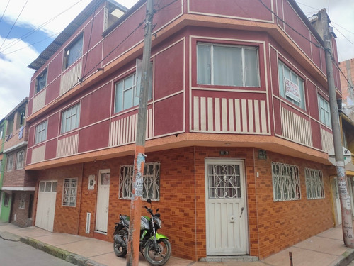 Venta De Casa En Kennedy Rentable .4 Apartamentos