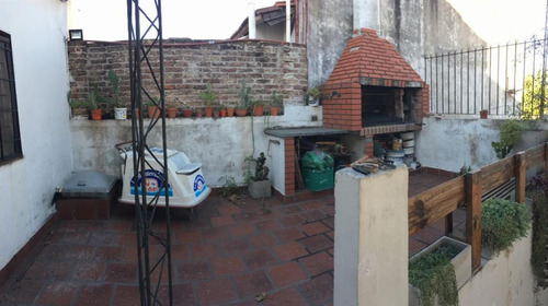 Casa 3 Ambientes Con Cochera - Zona Ramos Mejia