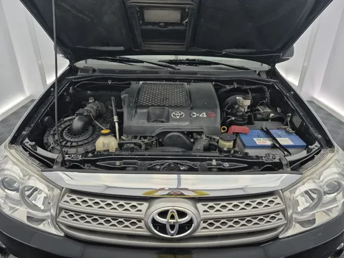 Toyota Fortuner 3.0 Sr5