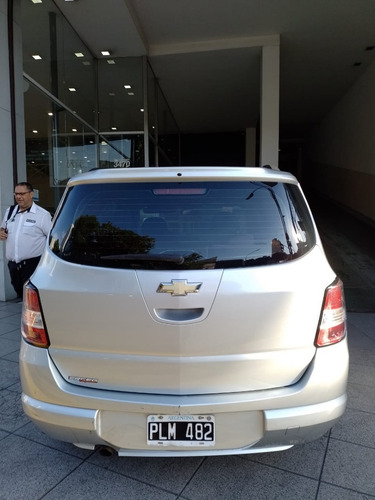 Imagen 5 de 16 de Chevrolet Spin Lt 1.8 Mt 2016 (y) Muy Buena