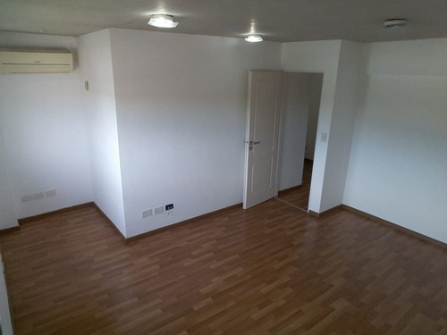 Imagen 21 de 29 de Edificio En Venta En Bella Vista