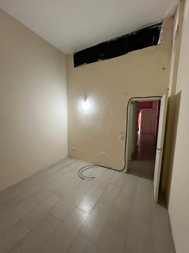 Departamento De 2 Amb, En Planta Baja La Frente En Alquiler