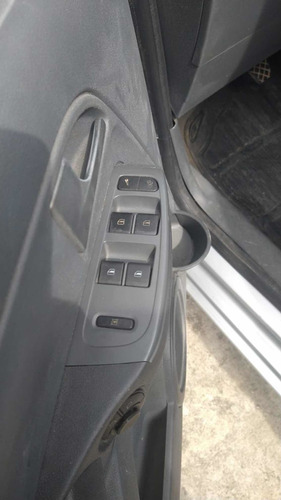 Volkswagen Spacefox 2010 1.6 Sportline Total Flex 5p