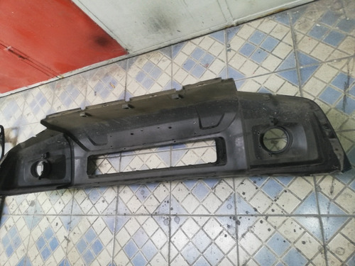 Imagen 4 de 7 de Bumper Delantero Suzuki Jimny 2019