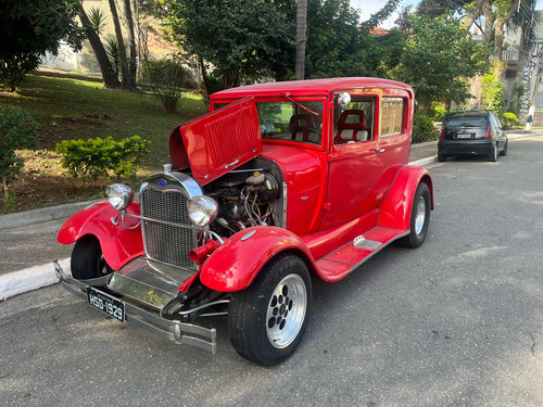 Ford 1929 Hot Rod V8 302 Aut.