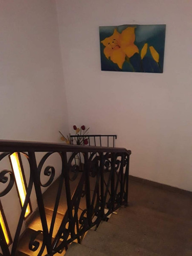 Imagen 8 de 20 de Casa Y Local En Pque Velez Sarsfield Us 125.000