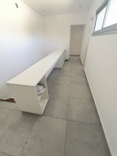 Venta Casa 3 Dormitorios, Amplio Jardín. 43 E/ 23 Y 24, La Plata