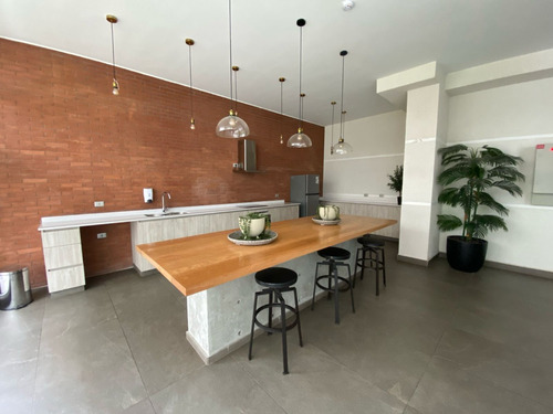 Departamento 2d/2b/e/b Cercano A Plaza Ñuñoa Y Metro Chilesp